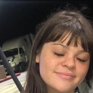 Meet your Posher, Faye